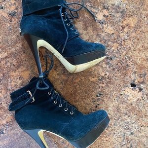 Michael Kors Hi-Heel Black 7.5M Ankle Boots